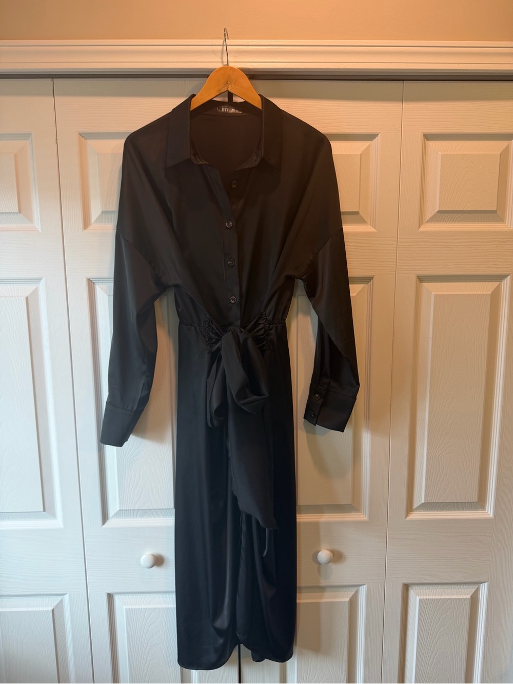 Black shirt dress - Picture 3 of 8